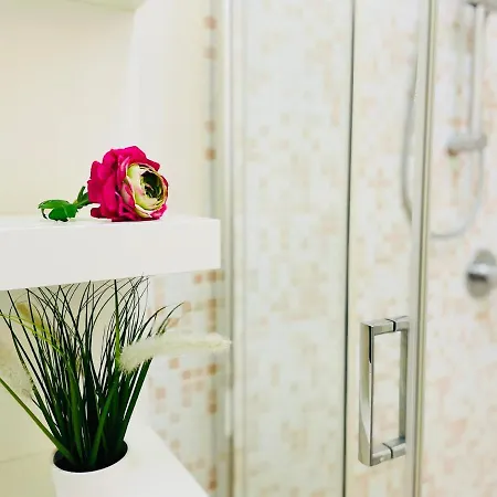 ベッド・アンド・ブレックファスト Enjoy ポンペイ