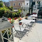 住宿加早餐酒店 Enjoy 3*